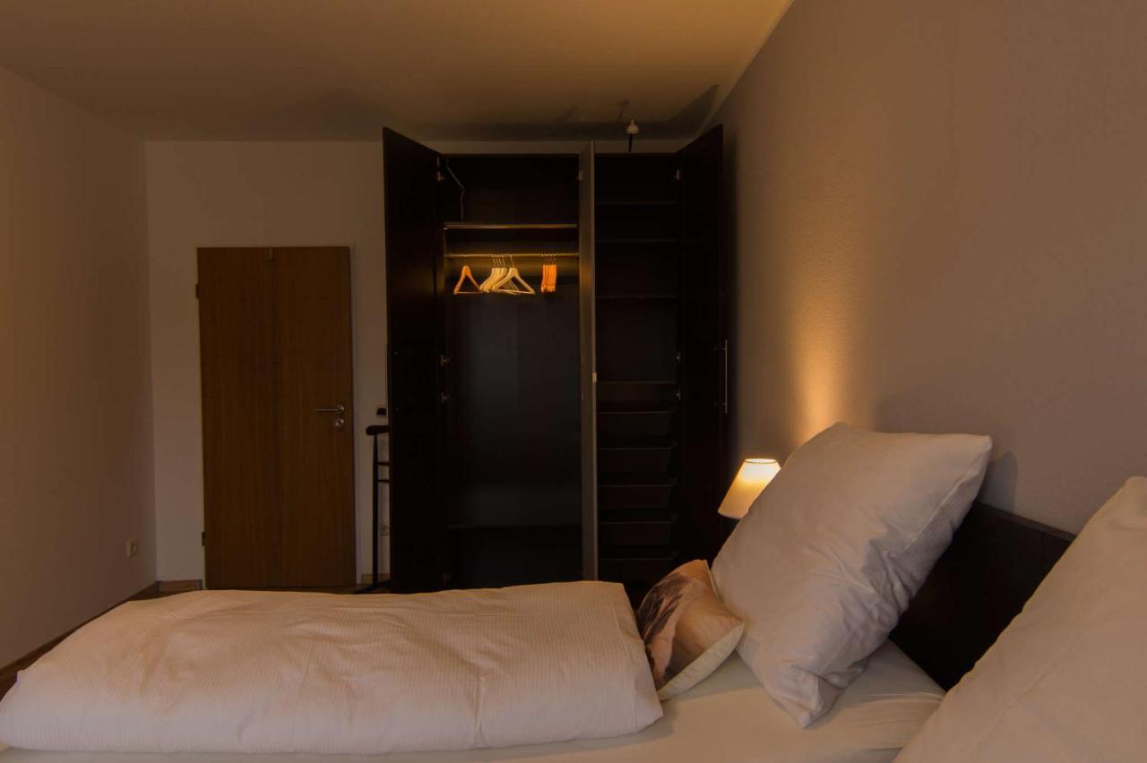 Ferienwohnung 'Zimmer Frei' Гельзенкірхен Екстер'єр фото
